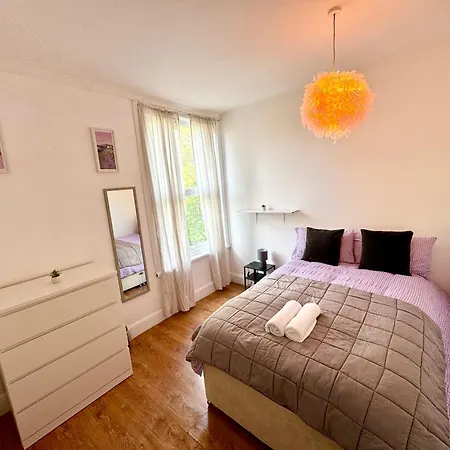 Adorable Near Centre 民宿 *